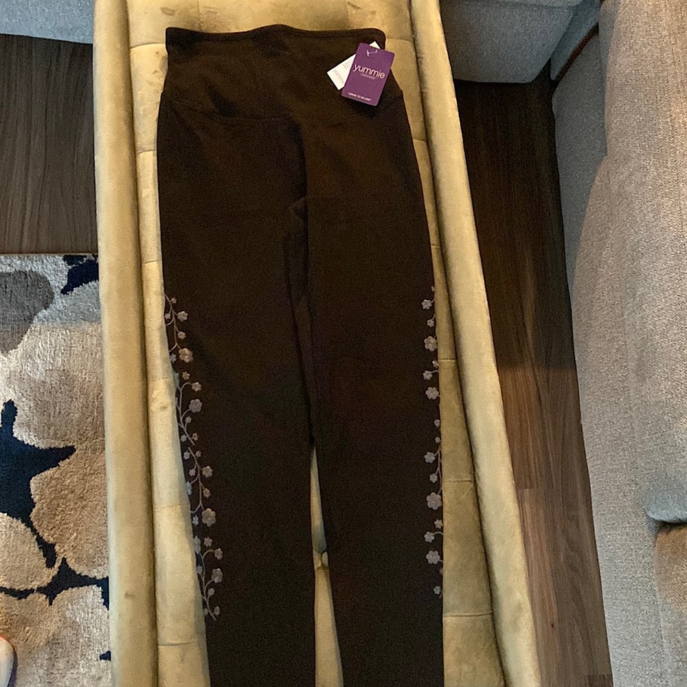 Yummie leggings size small